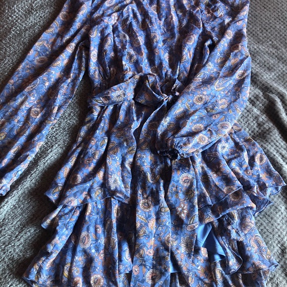 Beautiful Paisley Dress (BRAND NEW!) - Picture 2 of 3